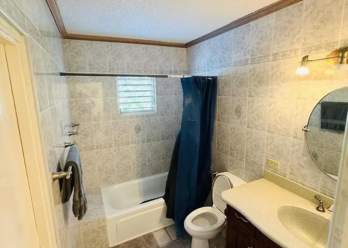 Lagoon Escape Your Tropical Getaway Appartement *